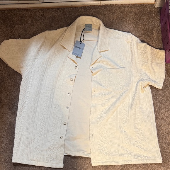 Cream Textured Shirt and Shorts Set for Men - Picture 2 of 13